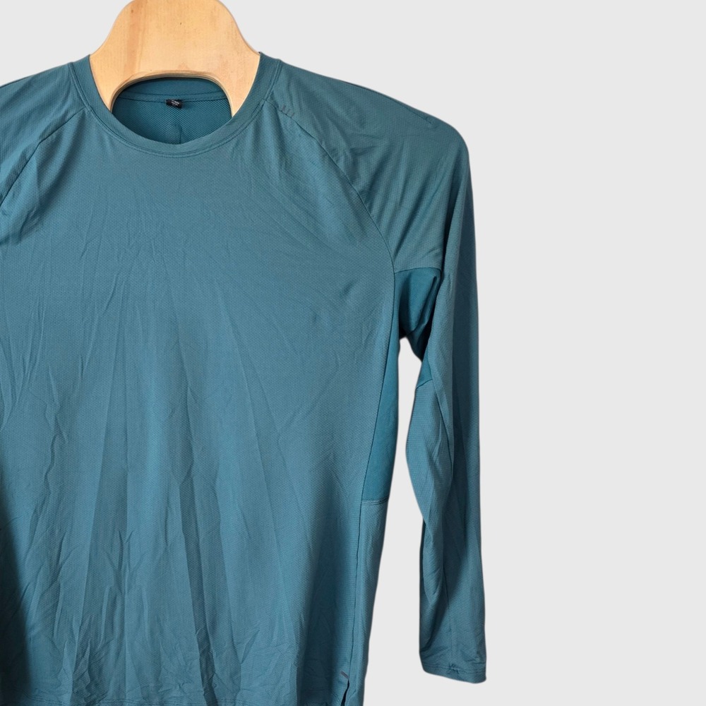 Lululemon Metal Vent Tech Long Sleeve Shirt Teal Blue Mens XL Activewear Top